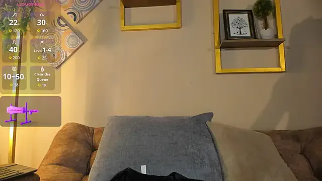 XxAlliGirlNextDoor – webcam model profile photo Image 7