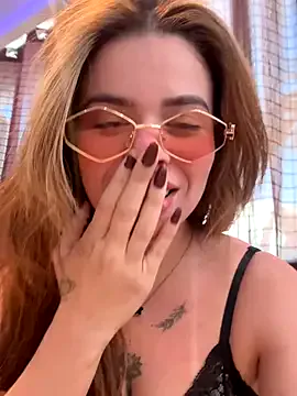 AmyBelmontt – webcam model profile photo Image 7