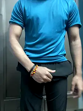 NikkiBea – webcam model profile photo Image 14