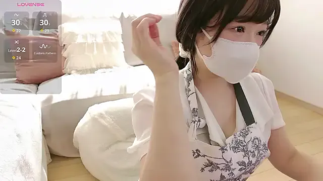 AylaRosell – webcam model profile photo Image 15