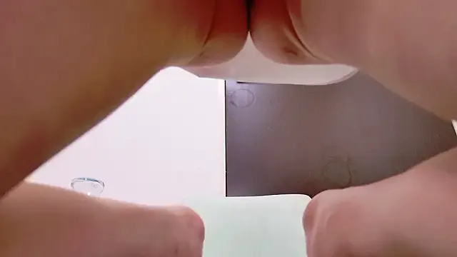 LucieHells – webcam model profile photo Image 16