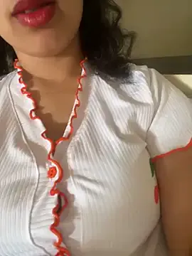 AshleyEmerald – webcam model profile photo Image 12