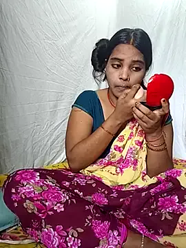 AmeliaCoole – webcam model profile photo Image 6