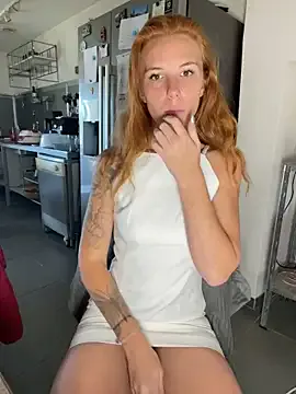 GiaMazzon – webcam model profile photo Image 14