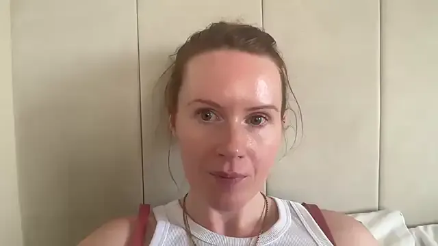 NoaMarin – webcam model profile photo Image 16