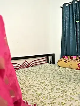 AylaRosell – webcam model profile photo Image 4