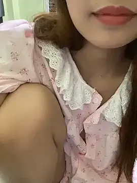 AmyBelmontt – webcam model profile photo Image 19