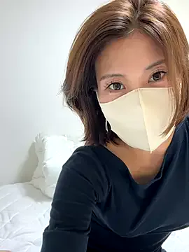 AlessiaRou – webcam model profile photo Image 3