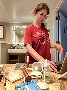 GoddessAstrate – webcam model profile photo Image 5