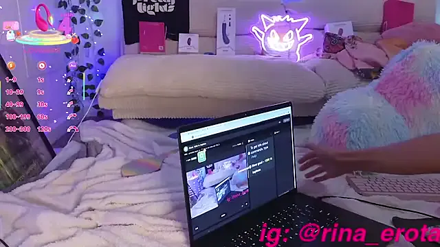 ManuelaKovalenko – webcam model profile photo Image 11