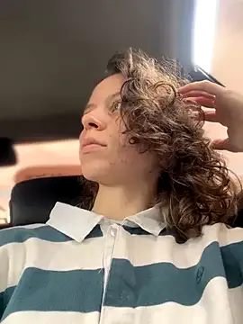 Xtra_bootie – webcam model profile photo Image 11