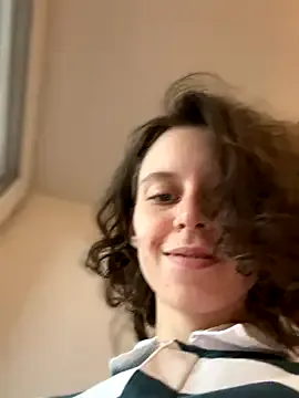 Xtra_bootie – webcam model profile photo Image 14