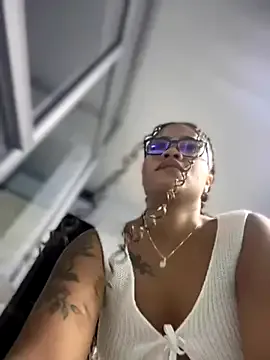 Min_junn – webcam model profile photo Image 7