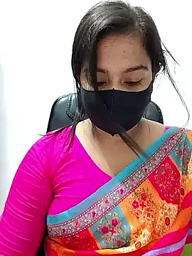 SienaCruz – webcam model profile photo Image 10