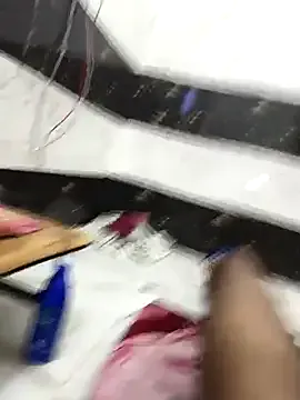 PrincessSnowAngel – webcam model profile photo Image 4