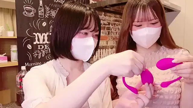 Bella-Tight – webcam model profile photo Image 2