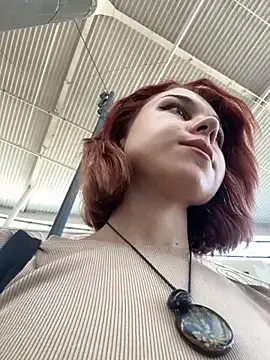 IsabelaJohnson – webcam model profile photo Image 5