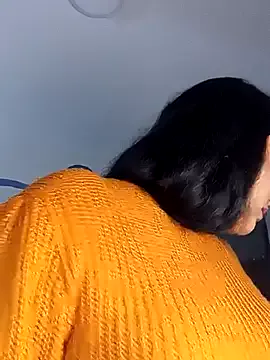 KaraNoir – webcam model profile photo Image 7