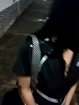 CassieGil – webcam model profile photo Image 5