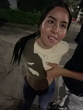 CassieGil – webcam model profile photo Image 6