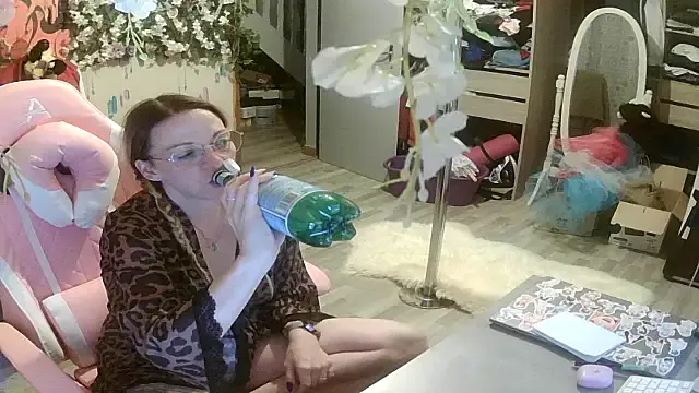 AshleyPusset – webcam model profile photo Image 11