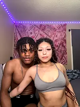 NovaNextDoor – webcam model profile photo Image 9