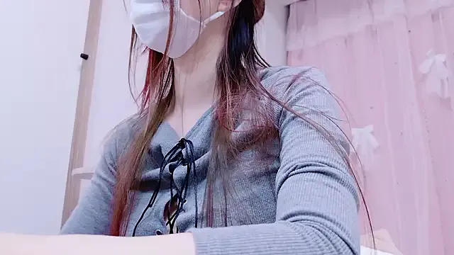 magic_rousse – webcam model profile photo Image 11