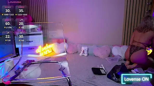 EmilyHunnter – webcam model profile photo Image 11