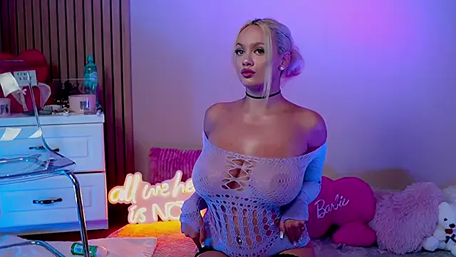 EmilyHunnter – webcam model profile photo Image 9