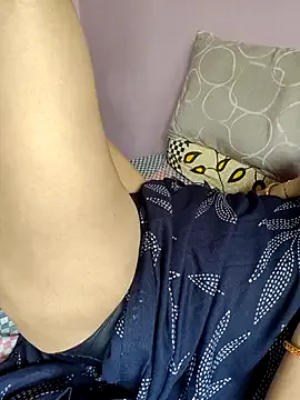 SofiaJoy – webcam model profile photo Image 11