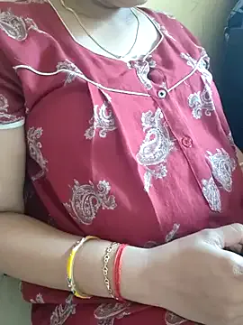 SofiaJoy – webcam model profile photo Image 9