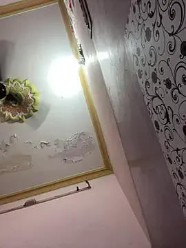 IsabelaJohnson – webcam model profile photo Image 10