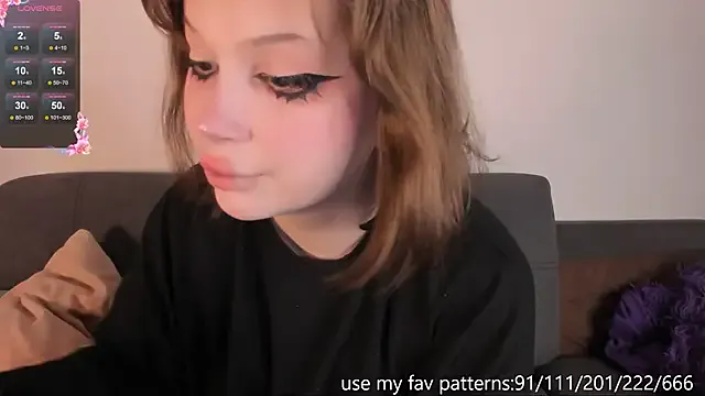 AylaRosell – webcam model profile photo Image 7