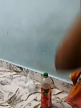 Noya – webcam model profile photo Image 18