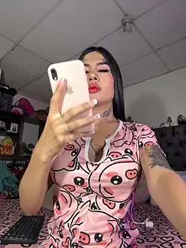 Amylewiss – webcam model profile photo Image 16