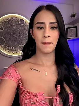 SophieBlaake – webcam model profile photo Image 10