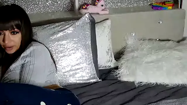 malvinawild – webcam model profile photo Image 9