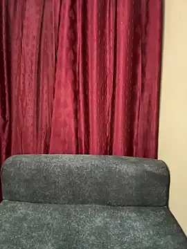 Esmeraldagh_ – webcam model profile photo Image 10