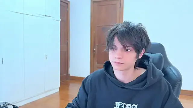 trainwithme – webcam model profile photo Image 19