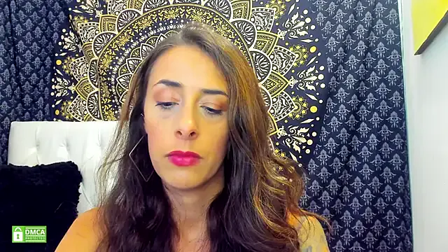 NinaFontana – webcam model profile photo Image 10