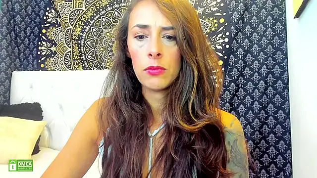 NinaFontana – webcam model profile photo Image 2