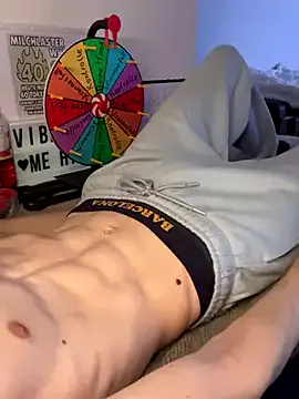 XxAlliGirlNextDoor – webcam model profile photo Image 4