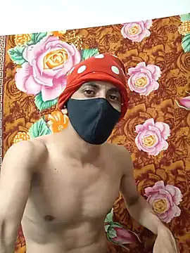 Queentaraf999 – webcam model profile photo Image 2