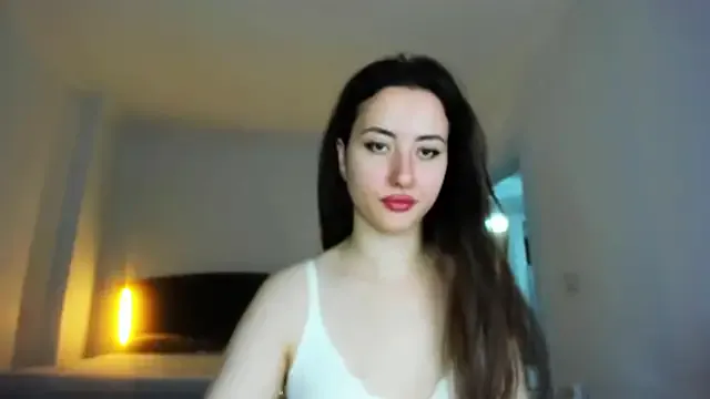 JadeMartinelli – webcam model profile photo Image 2