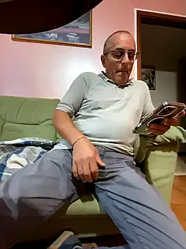 Lia_Brooks – webcam model profile photo Image 17