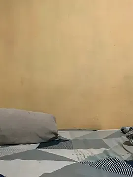 XxAlliGirlNextDoor – webcam model profile photo Image 3