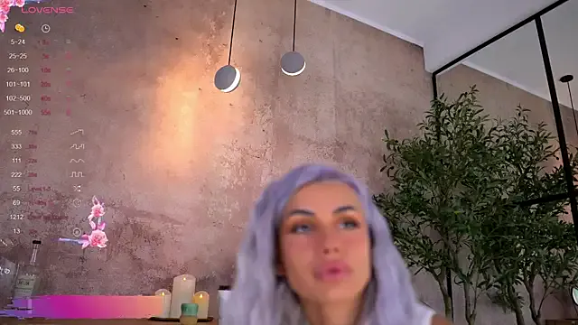 SophieBlaake – webcam model profile photo Image 13