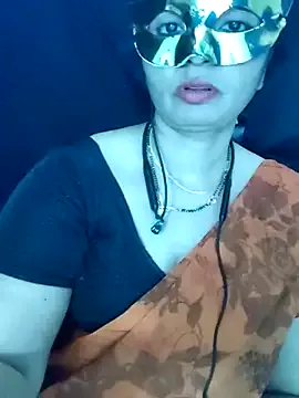 SkyLumen – webcam model profile photo Image 15