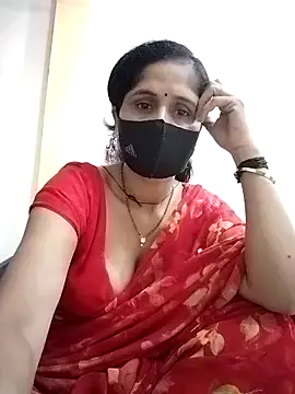 LunaKrismas – webcam model profile photo Image 13