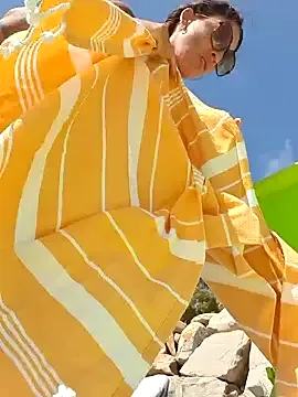 oxo_yuna_oxo – webcam model profile photo Image 16